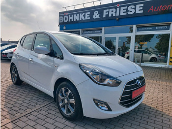 Osobní auto HYUNDAI