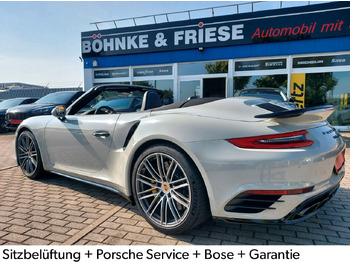 Osobní auto PORSCHE
