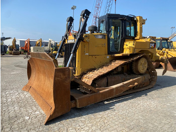Buldozer CATERPILLAR D6T