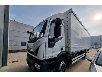 Plachtový nákladní auto IVECO