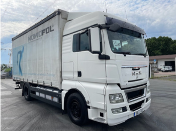 Plachtový nákladní auto MAN TGX 18.440
