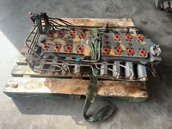 Hydraulika LIEBHERR