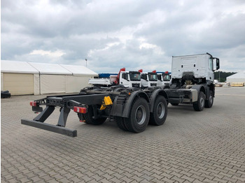 Nový Podvozek s kabinou Mercedes-Benz AROCS 4451: obrázek 5