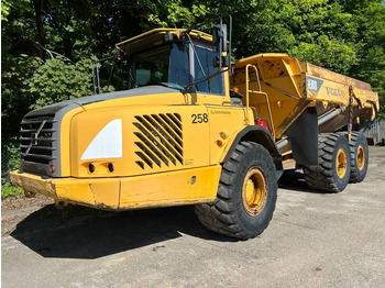 Kloubový sklápěč VOLVO A30D