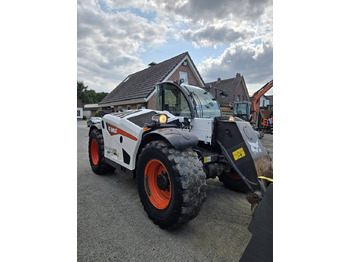 Teleskopický manipulátor Bobcat TL 38.70 HF AGRI: obrázek 5 Teleskopický manipulátor Bobcat TL 38.70 HF AGRI: obrázek 5