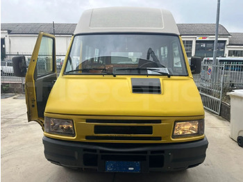 Školní autobus IVECO