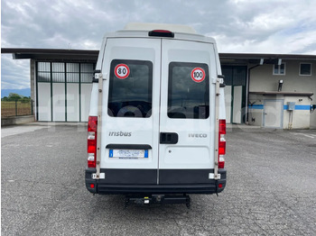 Minibus, Mikrobus Iveco Daily: obrázek 5