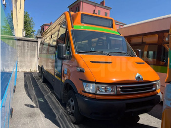 Minibus IVECO Daily