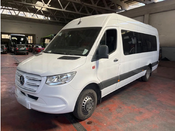 Minibus, Mikrobus Mercedes-Benz Sprinter: obrázek 4