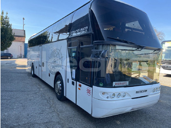 Turistický autobus NEOPLAN