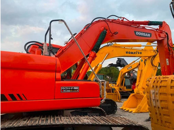 Pásové rýpadlo DOOSAN DX225LC