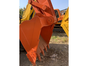 Kolesové rýpadlo HITACHI ZAXIS240: obrázek 4