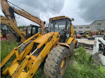 Rýpadlo-nakladač JCB 4CX: obrázek 5