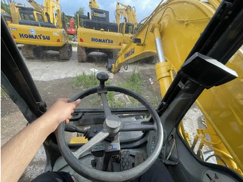 Kolesové rýpadlo Komatsu PW160-11: obrázek 4