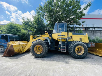 Kolový nakladač KOMATSU WA380-8