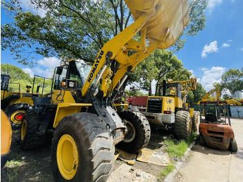 Kolový nakladač KOMATSU WA380-8