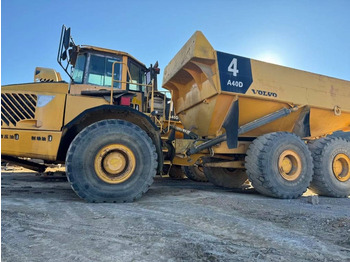 Kloubový sklápěč VOLVO A40D