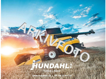Sklízecí mlátička NEW HOLLAND CR series
