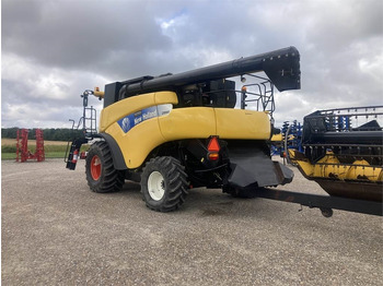 Sklízecí mlátička New Holland CR980SLH: obrázek 3