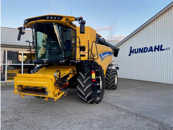 Sklízecí mlátička NEW HOLLAND CX series