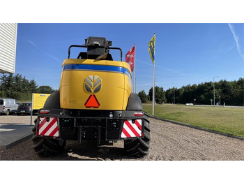 Sklízecí řezačka New Holland FR650 T4B: obrázek 3