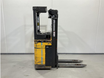 Stohovací vozík ATLET