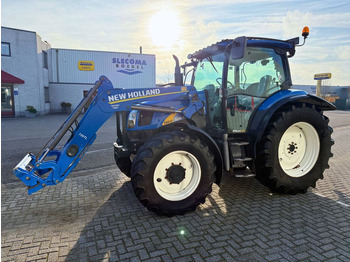 Traktor NEW HOLLAND T6000