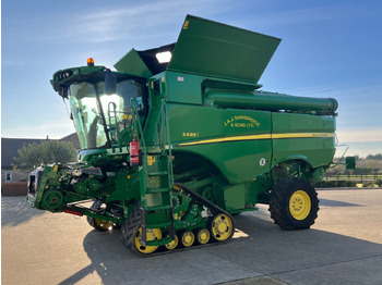 Sklízecí mlátička JOHN DEERE S685