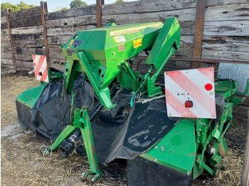 Stroj na sklizeň pícnin JOHN DEERE