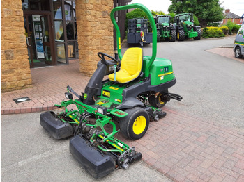 Sekačka na trávu JOHN DEERE