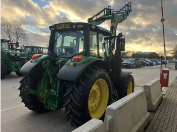 Traktor John Deere 6120M: obrázek 5