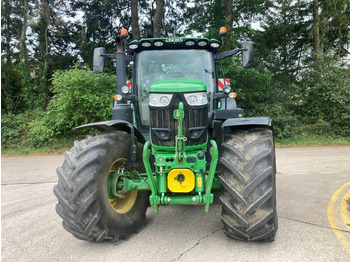 Traktor JOHN DEERE 6R 215