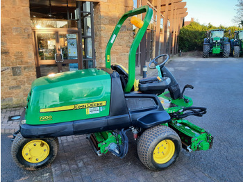 John Deere 7200 utility triple mower leasing John Deere 7200 utility triple mower: obrázek 4