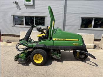 Sekačka na trávu JOHN DEERE 7200