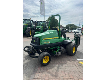 Sekačka na trávu John Deere 7500AE Fairway Mower: obrázek 2