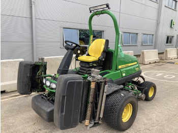 Sekačka na trávu JOHN DEERE 7500