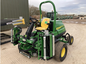 Sekačka na trávu JOHN DEERE 7700
