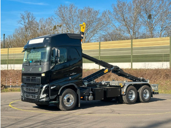 Hákový nosič kontejnerů VOLVO FH 540