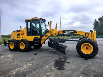 Grejdr XCMG GR2153