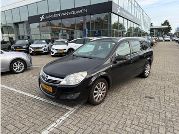 Osobní auto OPEL