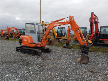 Mini rýpadlo Hitachi EX30 Kallistuvalla liittimellä: obrázek 4