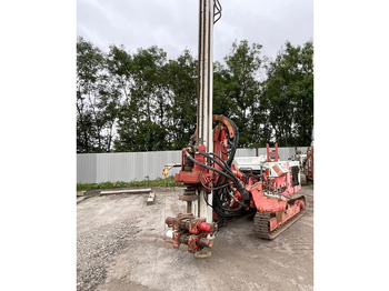 Vrtná souprava Soilmec SM305: obrázek 3