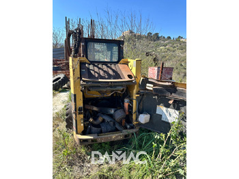 Smykový nakladač CAT 248: obrázek 3