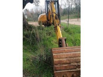 Mini rýpadlo JCB 8060