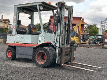 Vysokozdvižný vozík OM