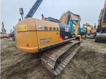 Pásové rýpadlo CATERPILLAR 320D2