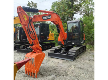 Pásové rýpadlo DOOSAN DH60: obrázek 5