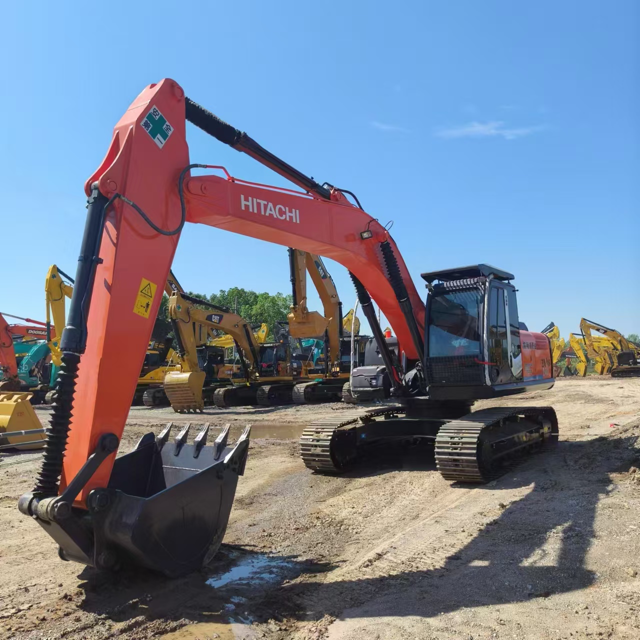 HITACHI ZX240 leasing HITACHI ZX240: obrázek 4