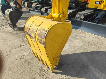 Pásové rýpadlo KOMATSU pc210: obrázek 3