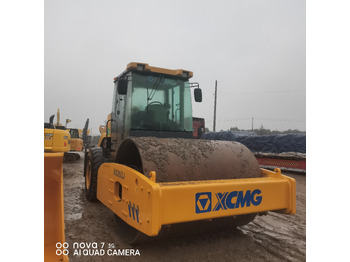 Silniční válec XCMG XS263J